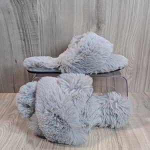 Women's Faux Fur Slippers Criss Cross Gray Size Medium 7/8